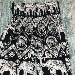 BRAND NEW NEVER WORN ELEPHANT FLOWY PANTS